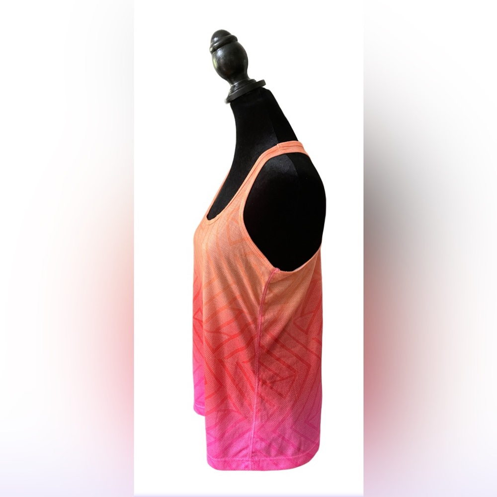 Xersion: Muscle Tank Top - Picture 6 of 14